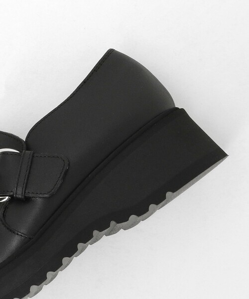 ODETTE E ODILE(オデットエオディール)の「ボリュームソールベルト フラット50↑(スリッポン・レディース・ベージュ/ブラック・24cm/23cm/23.5cm/24.5cm/22cm/22.5cm/25cm)」の16枚目の写真