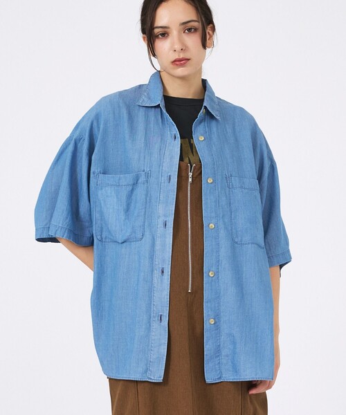 Johnbull(ジョンブル)の「【JOHNBULL/ジョンブル】シアーデニムハーフスリーブシャツ/半袖/コットン【WEB限定】(シャツ/ブラウス・レディース・インディゴブルー・フリー)」の1枚目の写真