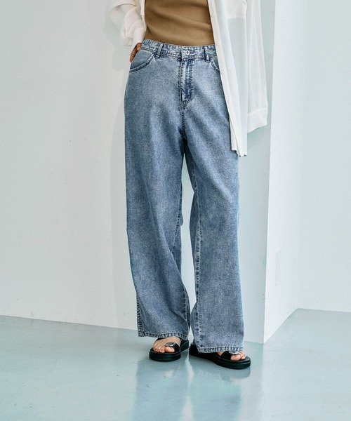 LEPSIM（レプシィム）の「スースーデニムストレートパンツ　637621（デニムパンツ・レディース・インディゴブルー/ケミカルウォッシュ/ブラック・LARGE/MEDIUM）」の3枚目の写真