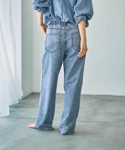 LEPSIM(レプシィム)の「スースーデニムストレートパンツ 637621(デニムパンツ・レディース・インディゴブルー/ケミカルウォッシュ/ブラック・LARGE/MEDIUM)」の17枚目の写真