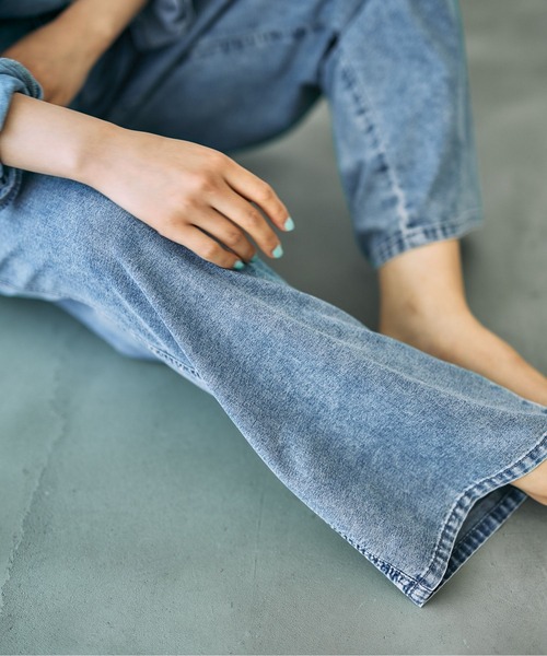 LEPSIM(レプシィム)の「スースーデニムストレートパンツ 637621(デニムパンツ・レディース・インディゴブルー/ケミカルウォッシュ/ブラック・LARGE/MEDIUM)」の16枚目の写真