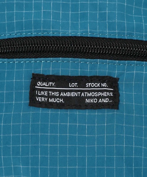 niko and...(ニコアンド)の「チェックミニボディバッグ(ボディバッグ/ウエストポーチ・メンズ・ベージュ/ブラック/ブルー・FREE)」の21枚目の写真