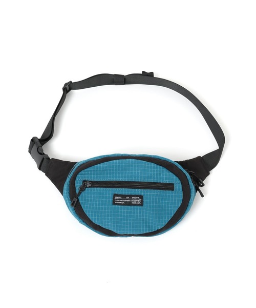 niko and...(ニコアンド)の「チェックミニボディバッグ(ボディバッグ/ウエストポーチ・メンズ・ベージュ/ブラック/ブルー・FREE)」の10枚目の写真