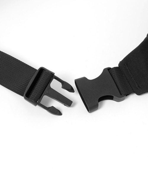 niko and...(ニコアンド)の「チェックミニボディバッグ(ボディバッグ/ウエストポーチ・メンズ・ベージュ/ブラック/ブルー・FREE)」の13枚目の写真