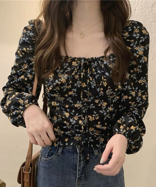 Flugge（フラッジー）の「スクエアネック花柄ブラウス（シャツ/ブラウス・レディース・ホワイト/ブラック・LARGE/MEDIUM）」の10枚目の写真