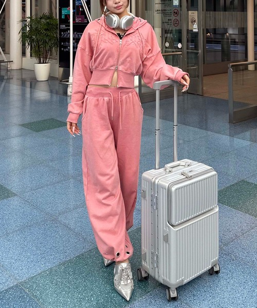 SPIRALGIRL（スパイラルガール）の「アイレットクラッシュロゴショートパーカー（パーカー・レディース・ピンク/ブラック/グレー・FREE）」の11枚目の写真