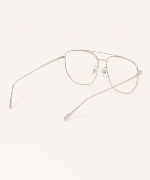 Revo.(レボ)の「メタルフレーム ツーブリッジ アビエーターシェイプ メガネ クリアレンズ 伊達メガネ UVカット(メガネ・レディース・ゴールド/シルバー・FREE)」の4枚目の写真