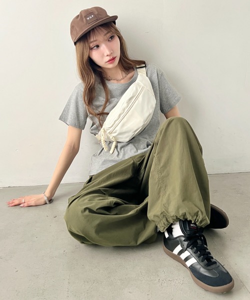 wears(ウェアーズ)の「軽量 ナイロンボディバッグ ウエストバッグ(ボディバッグ/ウエストポーチ・レディース・アイボリー/ピンク/オレンジ/ブラック・FREE)」の10枚目の写真