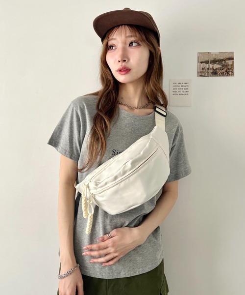 wears(ウェアーズ)の「軽量 ナイロンボディバッグ ウエストバッグ(ボディバッグ/ウエストポーチ・レディース・アイボリー/ピンク/オレンジ/ブラック・FREE)」の8枚目の写真
