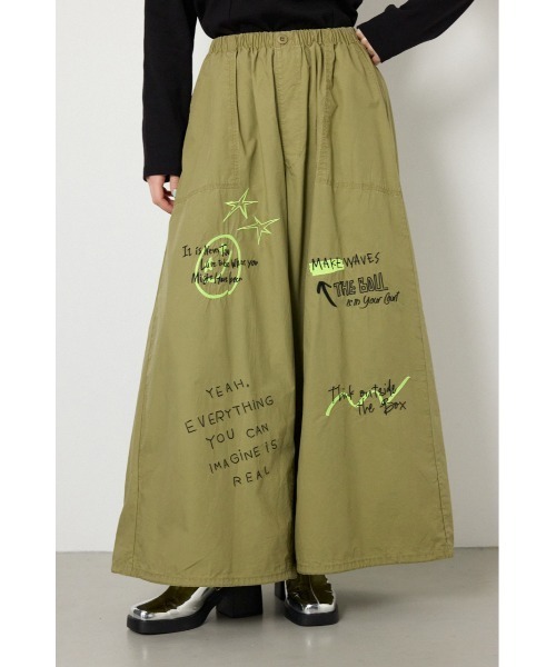 RODEO CROWNS WIDE BOWL(ロデオクラウンズワイドボウル)の「ラクガキパラシュートパンツ(その他パンツ・レディース・アイボリー/ブラック/カーキ・FREE)」の3枚目の写真