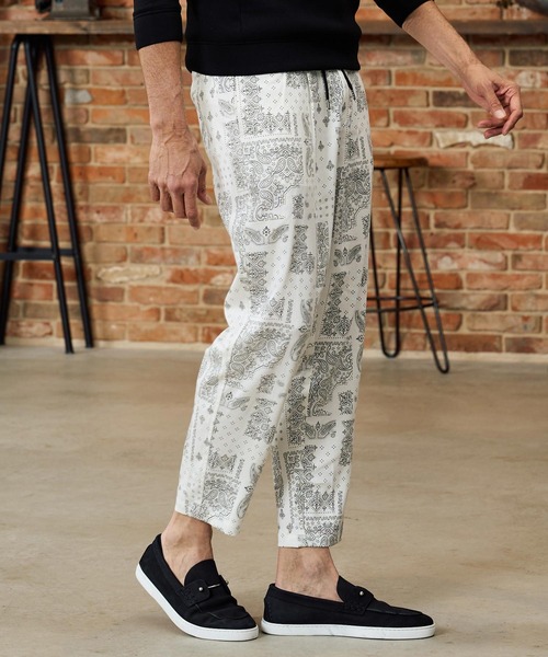 Maison code 13(メゾンコードサーティーン)の「mp14771-felkod×Maison code 13 collaboration linen like bandana pants バンダナ柄パンツ(M26S-18)(その他パンツ・メンズ・ホワイト/ブラック・S/M/L)」の4枚目の写真