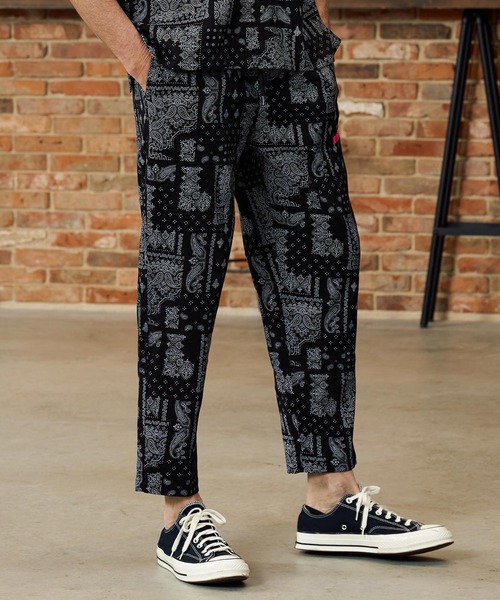 Maison code 13(メゾンコードサーティーン)の「mp14771-felkod×Maison code 13 collaboration linen like bandana pants バンダナ柄パンツ(M26S-18)(その他パンツ・メンズ・ホワイト/ブラック・S/M/L)」の11枚目の写真