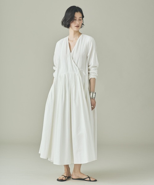 Curensology(カレンソロジー)の「Curensology(カレンソロジー)/サッカーカシュクールワンピース(ワンピース・レディース・ホワイト/ネイビー・FREE)」の1枚目の写真