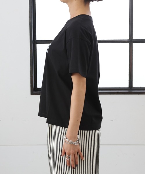 COLONY 2139（コロニートゥーワンスリーナイン）の「I WAVE HI Tシャツ（Tシャツ/カットソー・レディース・ホワイト/ブラック/オレンジ/ネイビー/ミント・FREE）」の13枚目の写真