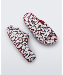 MELISSA FREE PLATFORM SLIDE + HELLO KITTY AND FRIENDS AD