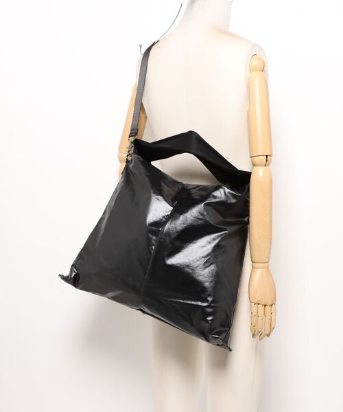 Three Four Time（ｽﾘｰﾌｫｰﾀｲﾑ）の「センタージッパーポケット3wayショルダー（ショルダーバッグ・レディース・ブラック・FREE）」の5枚目の写真