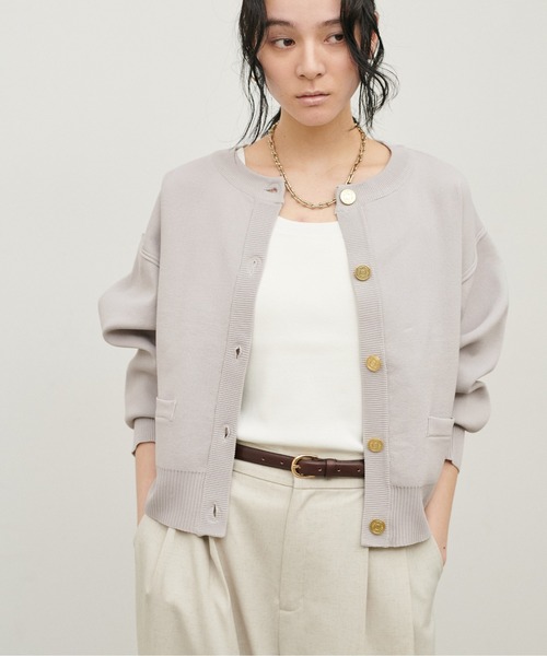 LARUTA（ラルータ）の「【LARUTA】ロゴ入り金釦ポリクルーカーディガン（カーディガン/ボレロ・レディース・ブラック/グリーン/アイボリー/ベージュ/グレー・FREE）」の16枚目の写真