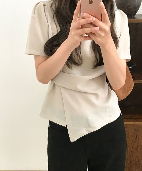 FAVORITO（ファヴォリート）の「イレギュラートップス（その他トップス・レディース・ベージュ/ブラック・F）」の13枚目の写真