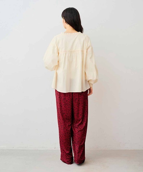 Live in comfort（リブインコンフォート）の「リブ　イン　コンフォート　ふわりと風をまとう　コットンフリルはおりブラウス（シャツ/ブラウス・レディース・アイボリー/ブルー系その他・M/LL/L/S/3L）」の9枚目の写真