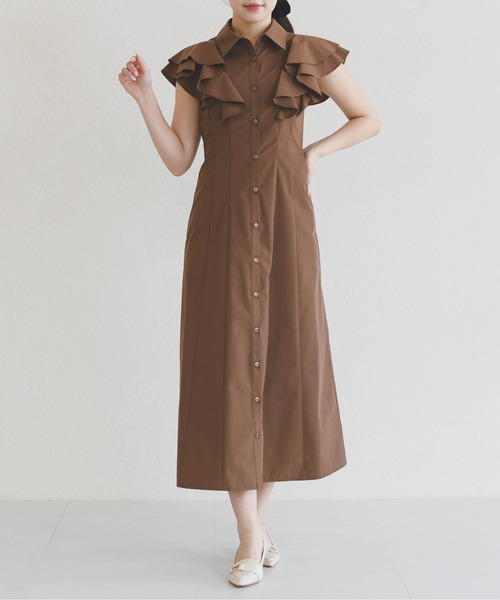 31 Sons de mode(トランテアン ソン ドゥ モード)の「2026春夏新作 ラッフルフリルシャツワンピース(シャツワンピース・レディース・ベージュ/ブラウン/ブルー・S/M)」の6枚目の写真