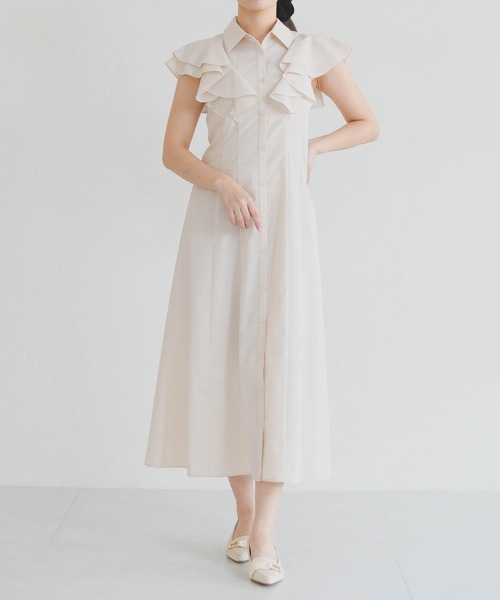 31 Sons de mode(トランテアン ソン ドゥ モード)の「2026春夏新作 ラッフルフリルシャツワンピース(シャツワンピース・レディース・ベージュ/ブラウン/ブルー・S/M)」の18枚目の写真