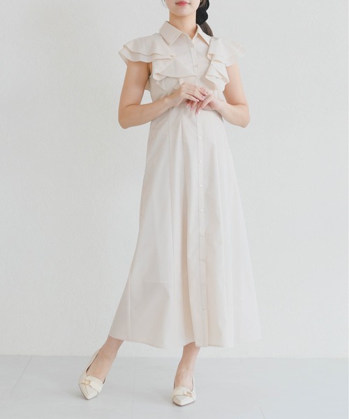 31 Sons de mode(トランテアン ソン ドゥ モード)の「2026春夏新作 ラッフルフリルシャツワンピース(シャツワンピース・レディース・ベージュ/ブラウン/ブルー・S/M)」の20枚目の写真