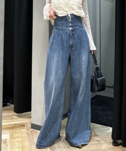 再入荷】CORSET DESIGN BAGGY（デニムパンツ）｜MOUSSY（マウジー）の