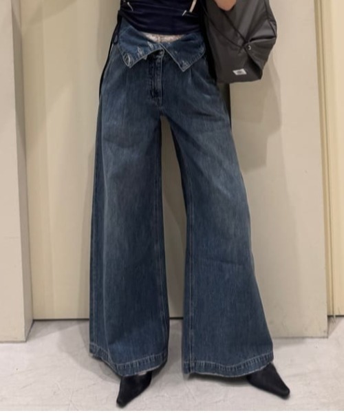 再入荷】CORSET DESIGN BAGGY（デニムパンツ）｜MOUSSY（マウジー）の