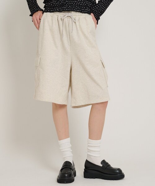 w closet(ダブルクローゼット)の「ハーフカーゴパンツ(その他パンツ・レディース・アイボリー/オフホワイト/グレー・FREE)」の14枚目の写真