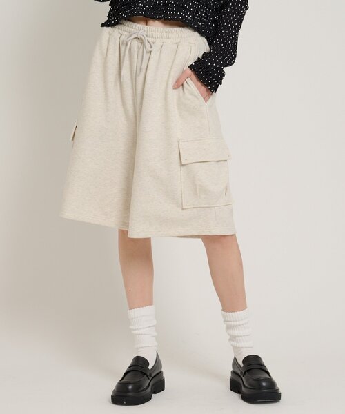 w closet(ダブルクローゼット)の「ハーフカーゴパンツ(その他パンツ・レディース・アイボリー/オフホワイト/グレー・FREE)」の18枚目の写真