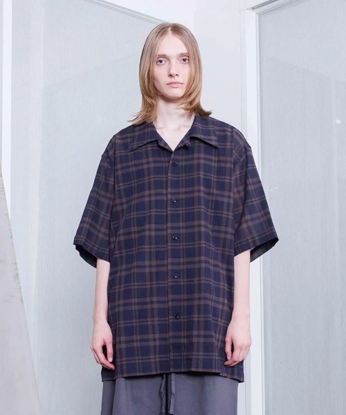 VOAAOV（ヴォアーブ）の「【VOAAOV】SHEER SHIRT Short Sleeve（シャツ/ブラウス・メンズ・ネイビー/チャコールグレー/ブラック/ブラウン・2/1）」の8枚目の写真