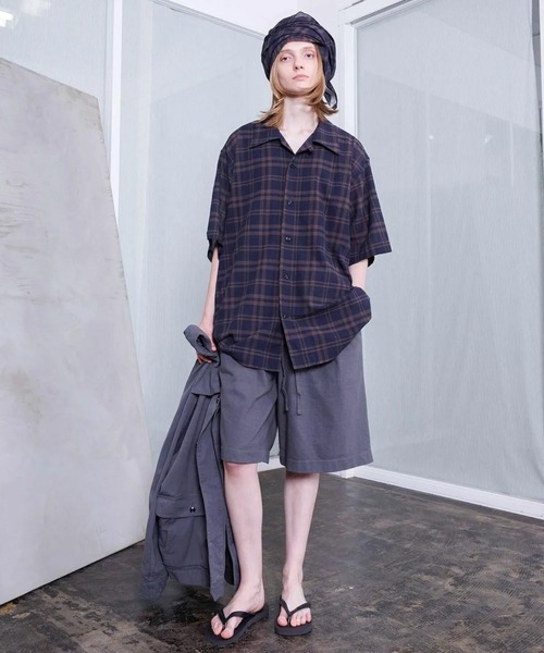 VOAAOV（ヴォアーブ）の「【VOAAOV】SHEER SHIRT Short Sleeve（シャツ/ブラウス・メンズ・ネイビー/チャコールグレー/ブラック/ブラウン・2/1）」の12枚目の写真