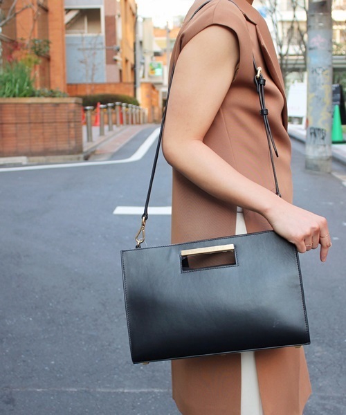 FIGARO Paris（フィガロパリ）の「FLYNN KARA Bag◆（ショルダーバッグ・レディース・ブラック/ベージュ・FREE）」の9枚目の写真