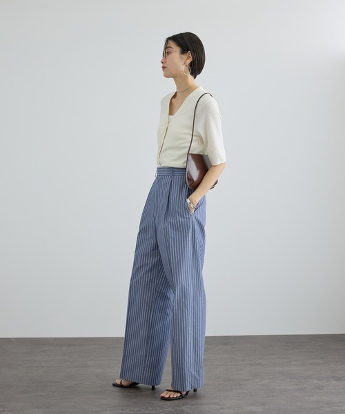 SALON adam et rope'(サロン アダム エ ロペ)の「LOTUS ハーフスリーブVネックカーディガン / アンサンブル対応(カーディガン/ボレロ・レディース・オフホワイト/ブラウン/レッド・FREE)」の8枚目の写真