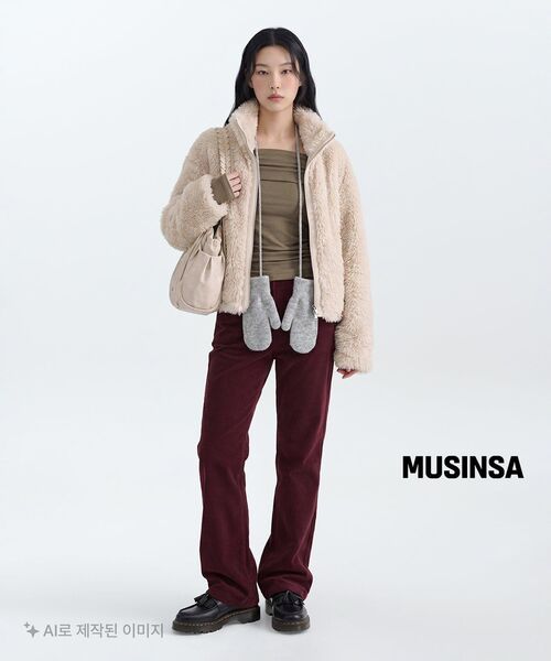 MUSINSA STANDARD WOMAN（ムシンサスタンダードウーマン）の「ウィメンズ テンセル ターンダウン オフショルダー 長袖Tシャツ [ダスティカーキ]（Tシャツ/カットソー・レディース・その他・SMALL/LARGE/MEDIUM/X-SMALL）」の10枚目の写真