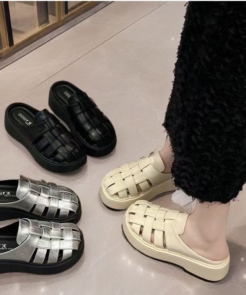 Teem Store（チームストア）の「【トレンド】厚底グラディエーターサンダル 　身長盛れ　カジュアル（サンダル・レディース・シルバー/ブラック/アイボリー・L/M）」の8枚目の写真