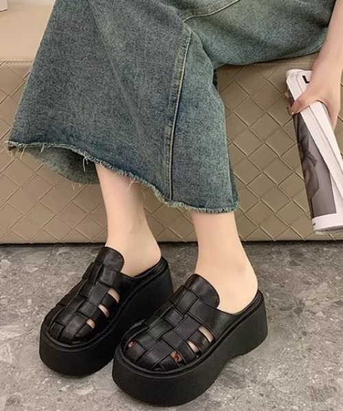 Teem Store（チームストア）の「【トレンド】厚底グラディエーターサンダル 　身長盛れ　カジュアル（サンダル・レディース・シルバー/ブラック/アイボリー・L/M）」の21枚目の写真