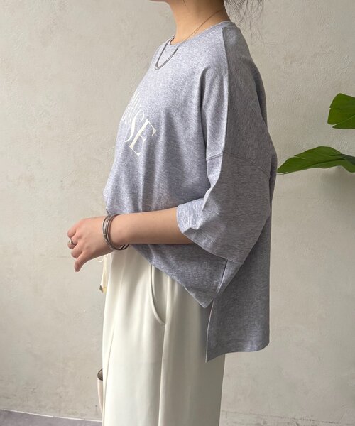 Jena espace merveilleux(ジェナ エスパスメルヴェイユ)の「ロゴシルケットカットソー(Tシャツ/カットソー・レディース・グレー/オフホワイト/ブラック・FREE)」の9枚目の写真