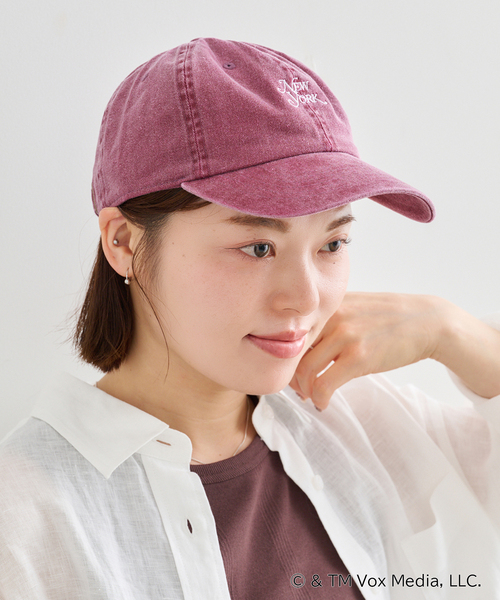 U by SPICK&SPAN（ユーバイスピックアンドスパン）の「New York Magazine  ロゴキャップ（キャップ・レディース・ボルドー/ベージュ・FREE）」の4枚目の写真