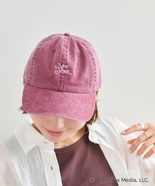 U by SPICK&SPAN（ユーバイスピックアンドスパン）の「New York Magazine  ロゴキャップ（キャップ・レディース・ボルドー/ベージュ・FREE）」の5枚目の写真