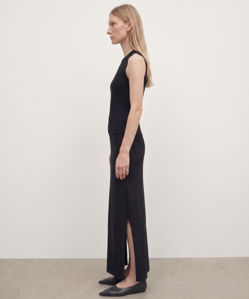 KIMDOH(キムド)の「Arden Long Skirt / Black(スカート・レディース・ブラック・SMALL/MEDIUM)」の5枚目の写真