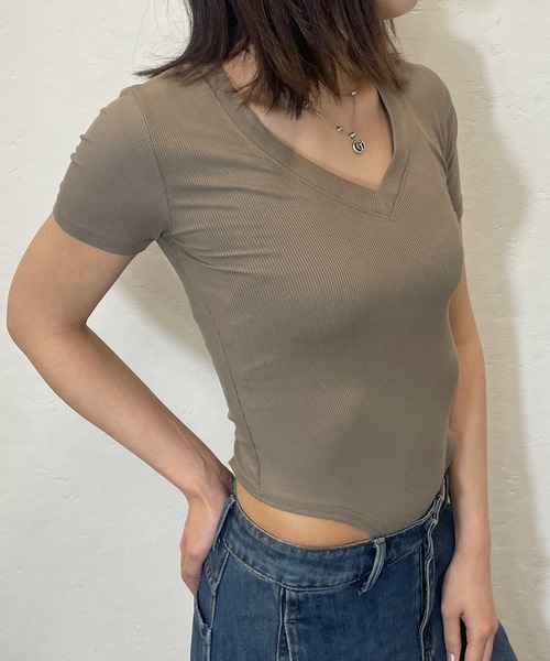 ROGER AND RAW（ロジャーアンドロウ）の「Vネック ボディースーツ半袖トップス（Tシャツ/カットソー・レディース・ホワイト/ブラック/モカ・FREE）」の8枚目の写真