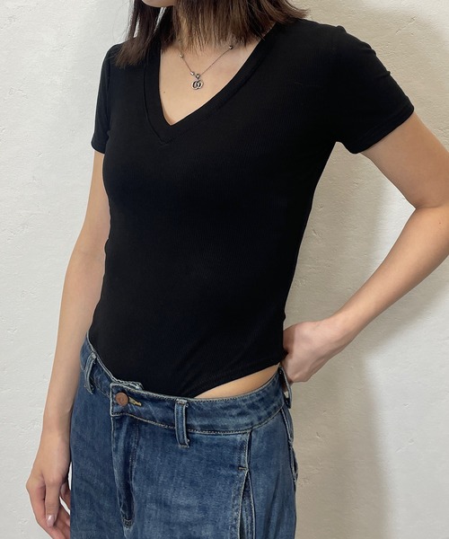 ROGER AND RAW（ロジャーアンドロウ）の「Vネック ボディースーツ半袖トップス（Tシャツ/カットソー・レディース・ホワイト/ブラック/モカ・FREE）」の18枚目の写真