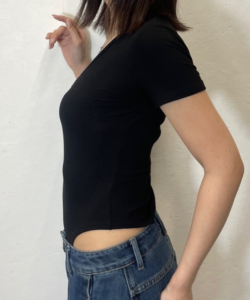 ROGER AND RAW（ロジャーアンドロウ）の「Vネック ボディースーツ半袖トップス（Tシャツ/カットソー・レディース・ホワイト/ブラック/モカ・FREE）」の20枚目の写真