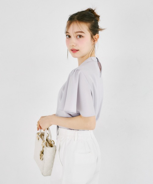 tocco closet(トッコ クローゼット)の「ゴールドバー付ボウタイブラウス(シャツ/ブラウス・レディース・オフホワイト/グレー・M)」の15枚目の写真