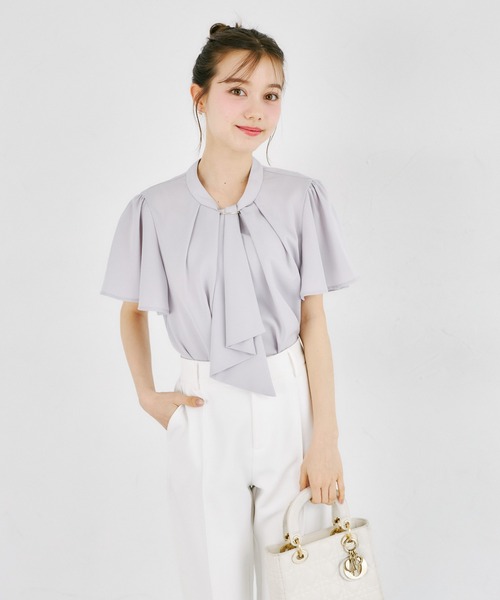 tocco closet(トッコ クローゼット)の「ゴールドバー付ボウタイブラウス(シャツ/ブラウス・レディース・オフホワイト/グレー・M)」の19枚目の写真