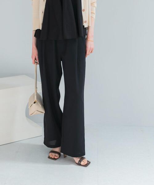 URBAN RESEARCH ROSSO WOMEN(アーバンリサーチ ロッソ)の「『UR TECH DRYLUXE』 イージードロストパンツ(その他パンツ・レディース・ネイビー/モカ・36/38)」の1枚目の写真