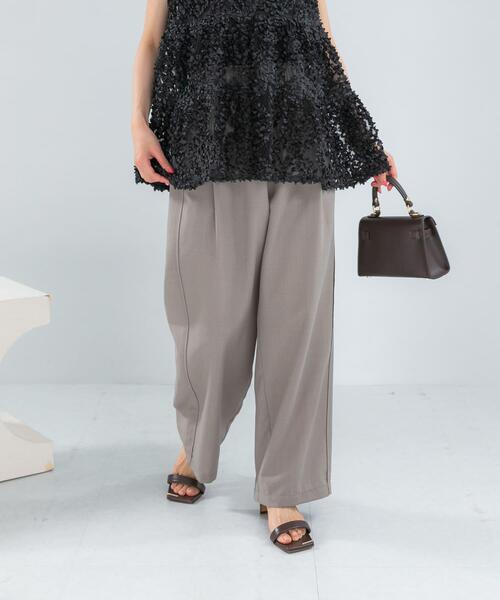 URBAN RESEARCH ROSSO WOMEN(アーバンリサーチ ロッソ)の「『UR TECH DRYLUXE』 イージードロストパンツ(その他パンツ・レディース・ネイビー/モカ・36/38)」の17枚目の写真