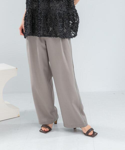 URBAN RESEARCH ROSSO WOMEN(アーバンリサーチ ロッソ)の「『UR TECH DRYLUXE』 イージードロストパンツ(その他パンツ・レディース・ネイビー/モカ・36/38)」の18枚目の写真