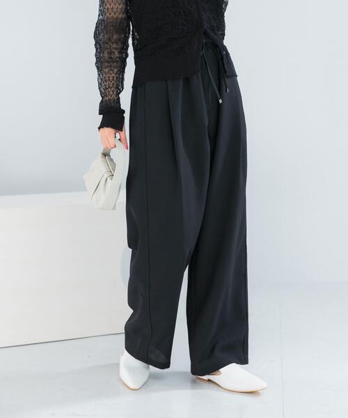 URBAN RESEARCH ROSSO WOMEN(アーバンリサーチ ロッソ)の「『UR TECH DRYLUXE』 イージードロストパンツ(その他パンツ・レディース・ネイビー/モカ・36/38)」の6枚目の写真